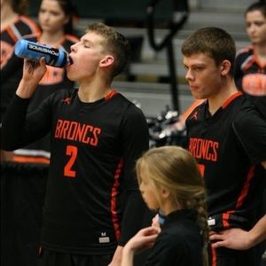 Meet your Posher, Ethan